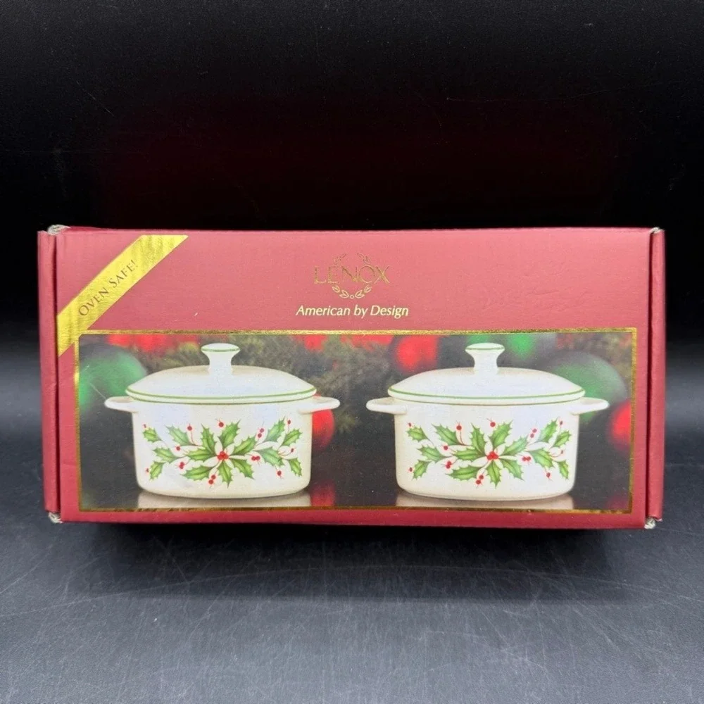 Lenox Holiday Mini Casserole Set of 2 Christmas Holly Berry Cream Ceramic Baker